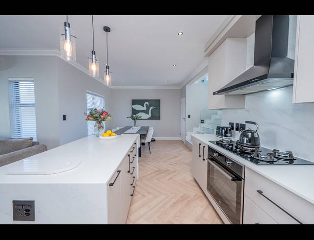 3 BEDROOM HOUSE FOR SALE IN SANDOWN